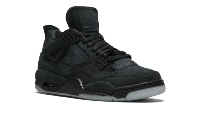 4 Retro Kaws Black